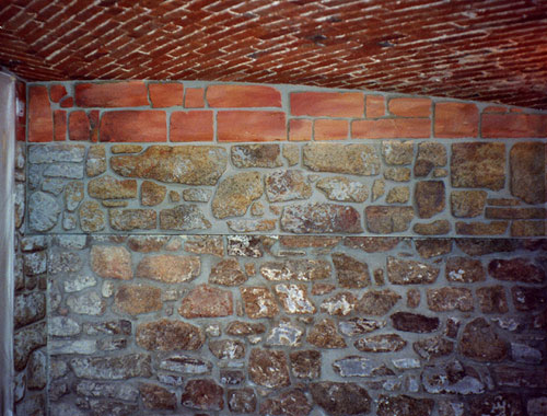 Imitierte Steinmauer